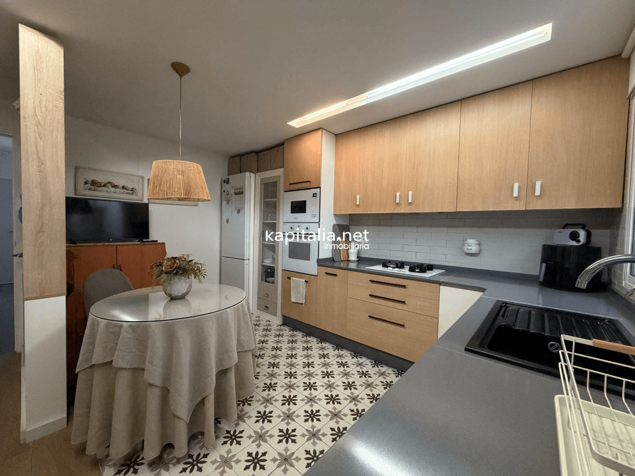 CASA EN EXCLUSIVA EN UNA DE LAS ZONAS MAS CODICIADAS DE ONTINYENT. VEN A VERLA, TE SORPRENDERÁ!!!.
