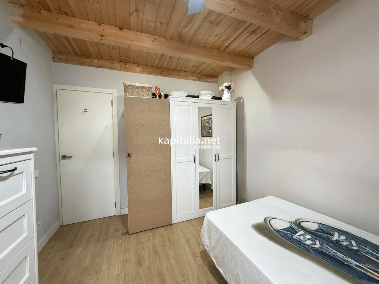 CASA EN EXCLUSIVA EN UNA DE LAS ZONAS MAS CODICIADAS DE ONTINYENT. VEN A VERLA, TE SORPRENDERÁ!!!.