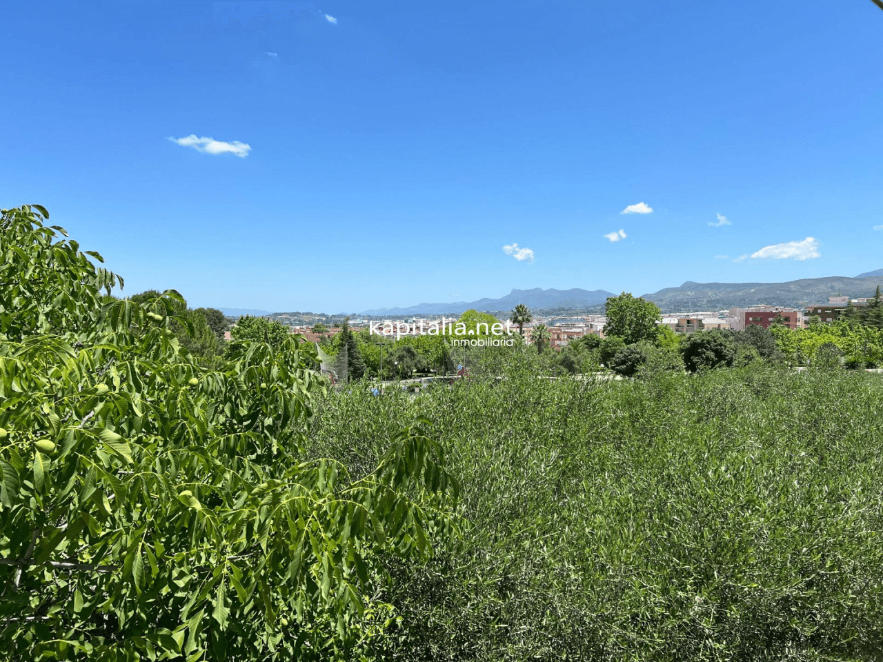 Chalet a la venta en Ontinyent