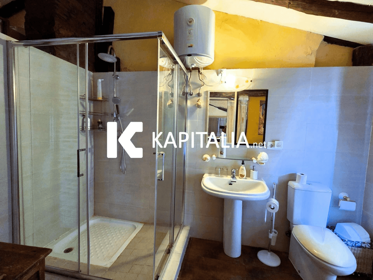 Hotel en traspaso entre Xativa, Ontinyent y Alcoy - ¡Oportunidad Única!