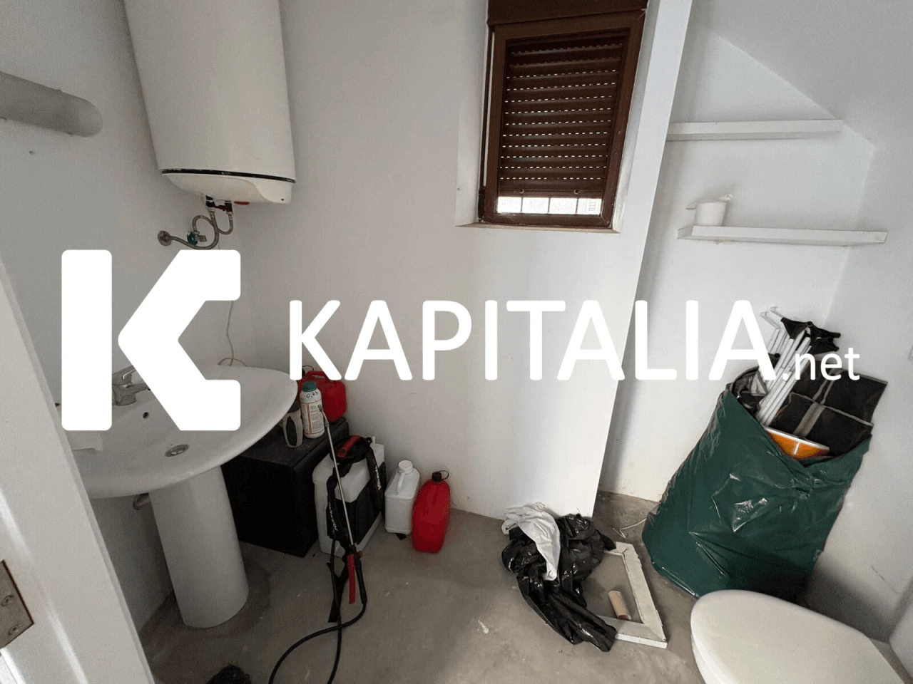 ESTUPENDA CASA ADOSADA LISTA PARA ENTRAR A VIVIR A LA VENTA EN GENOVES ( A TAN SOLO 5 MINUTOS DE XATIVA )