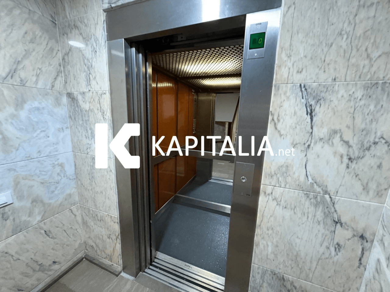 ESTUPENDO PISO DE 150MTRS CON PATIO A LA VENTA EN EL CENTRO DE XATIVA
