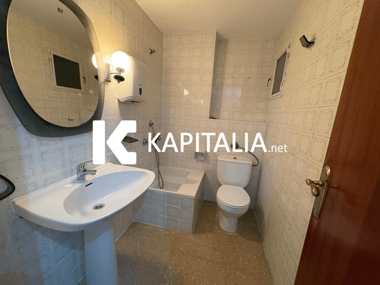ESTUPENDO PISO DE 150MTRS CON PATIO A LA VENTA EN EL CENTRO DE XATIVA