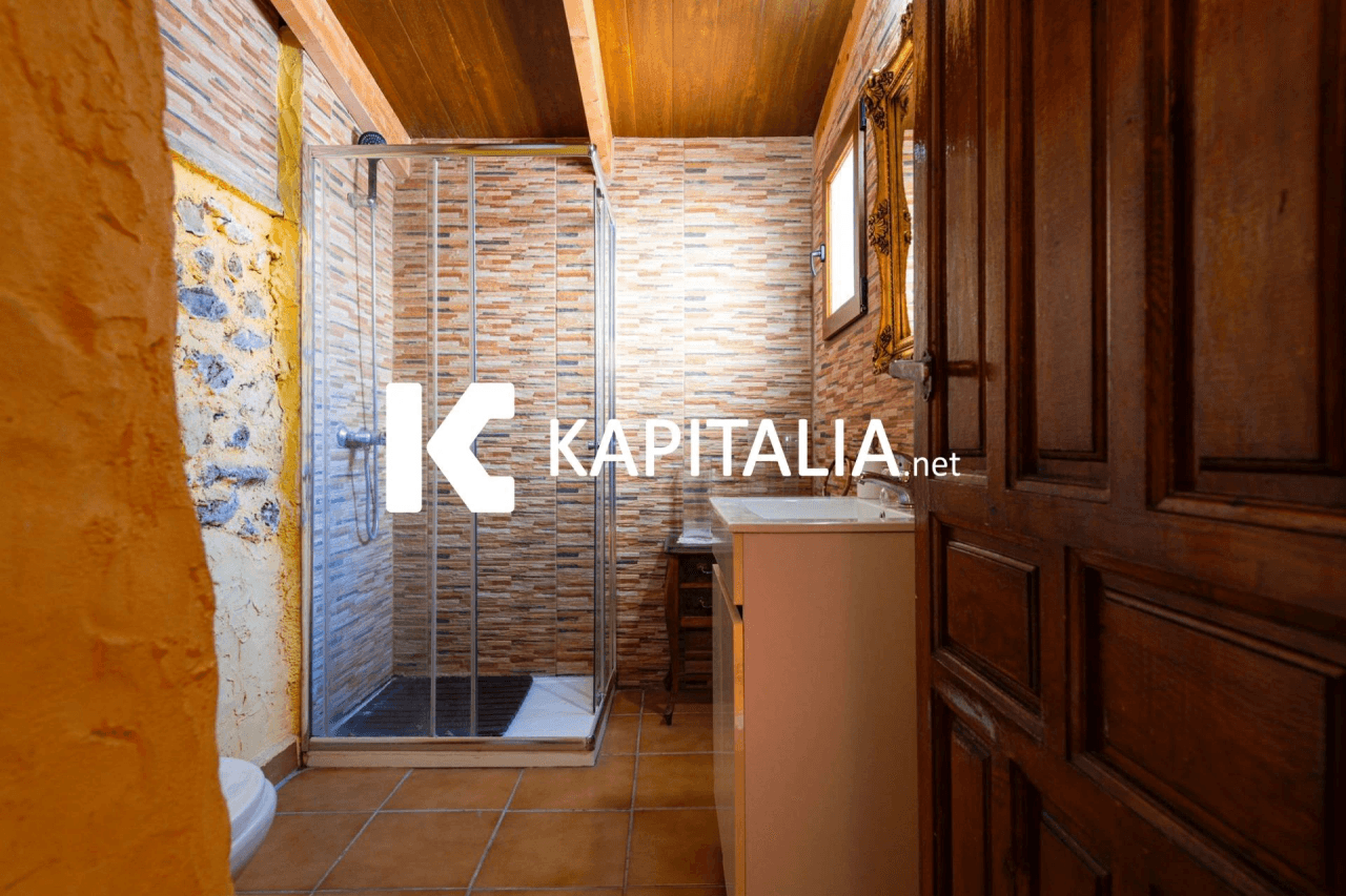 Hotel en traspaso entre Xativa, Ontinyent y Alcoy - ¡Oportunidad Única!