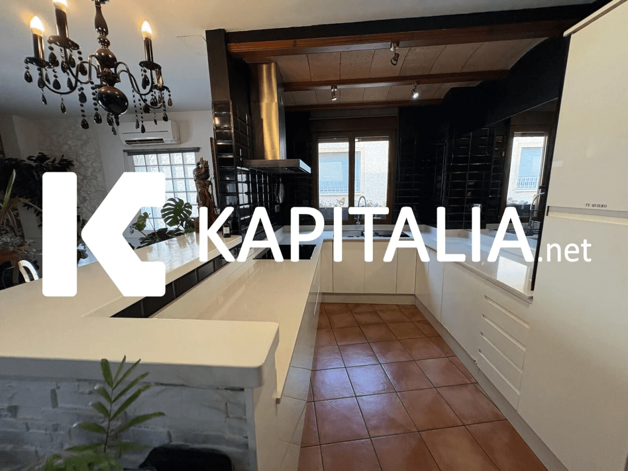 ESTUPENDA CASA ADOSADA LISTA PARA ENTRAR A VIVIR A LA VENTA EN GENOVES ( A TAN SOLO 5 MINUTOS DE XATIVA )