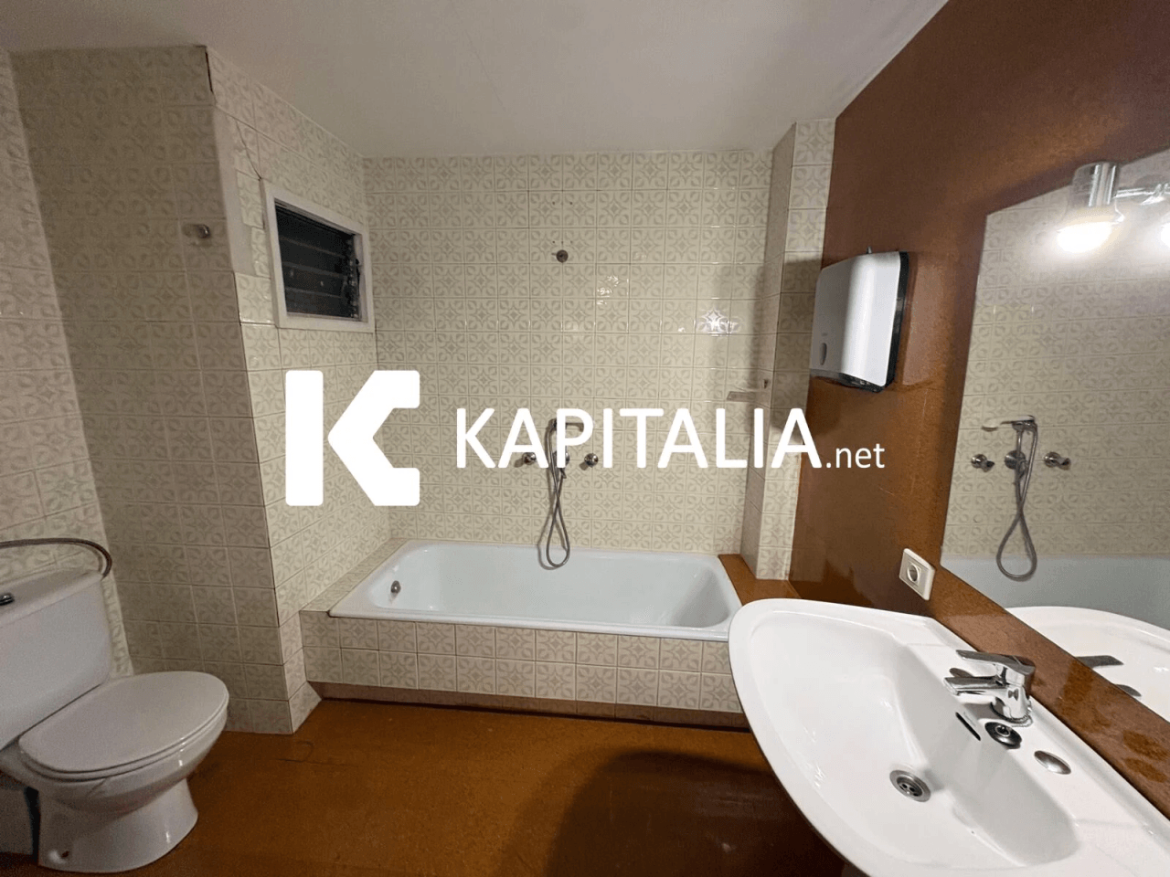 ESTUPENDO PISO DE 150MTRS CON PATIO A LA VENTA EN EL CENTRO DE XATIVA