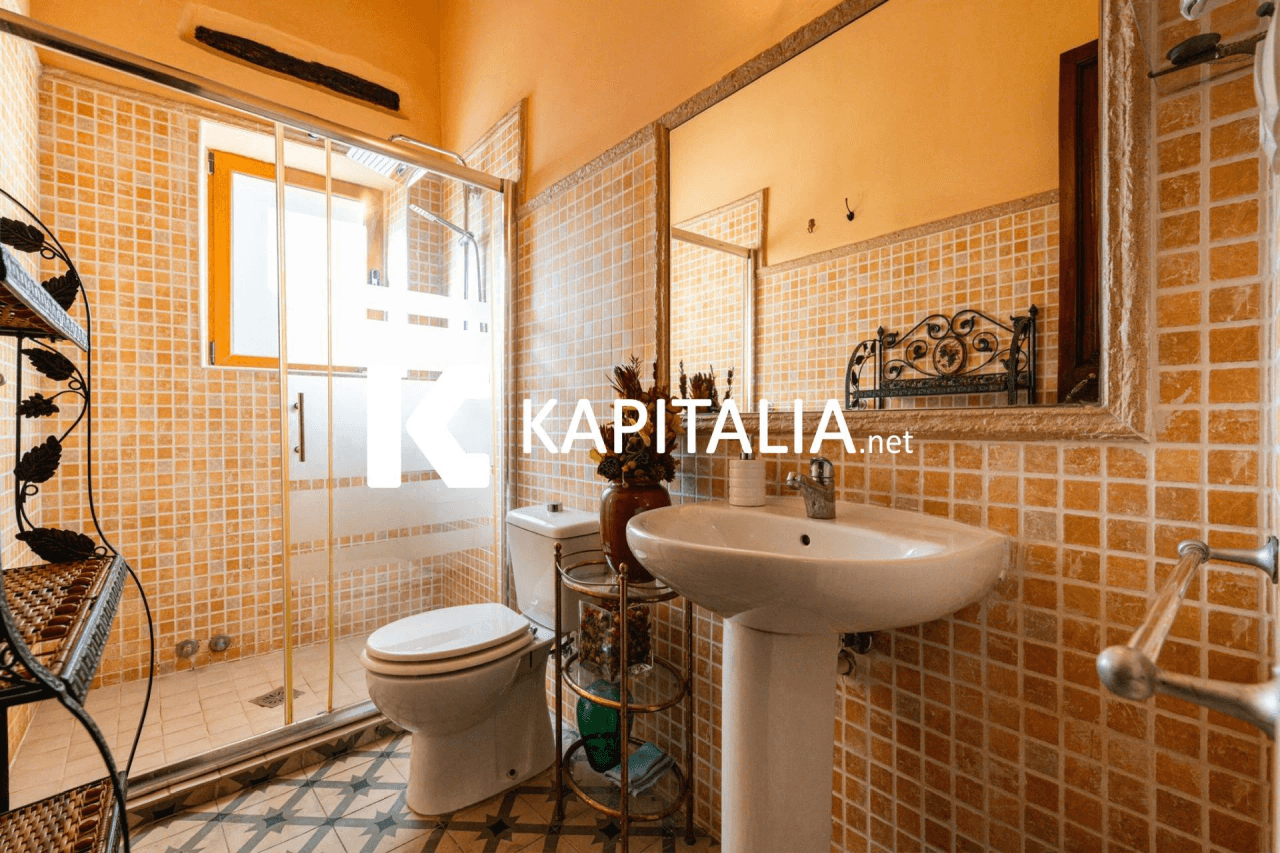 Hotel en traspaso entre Xativa, Ontinyent y Alcoy - ¡Oportunidad Única!