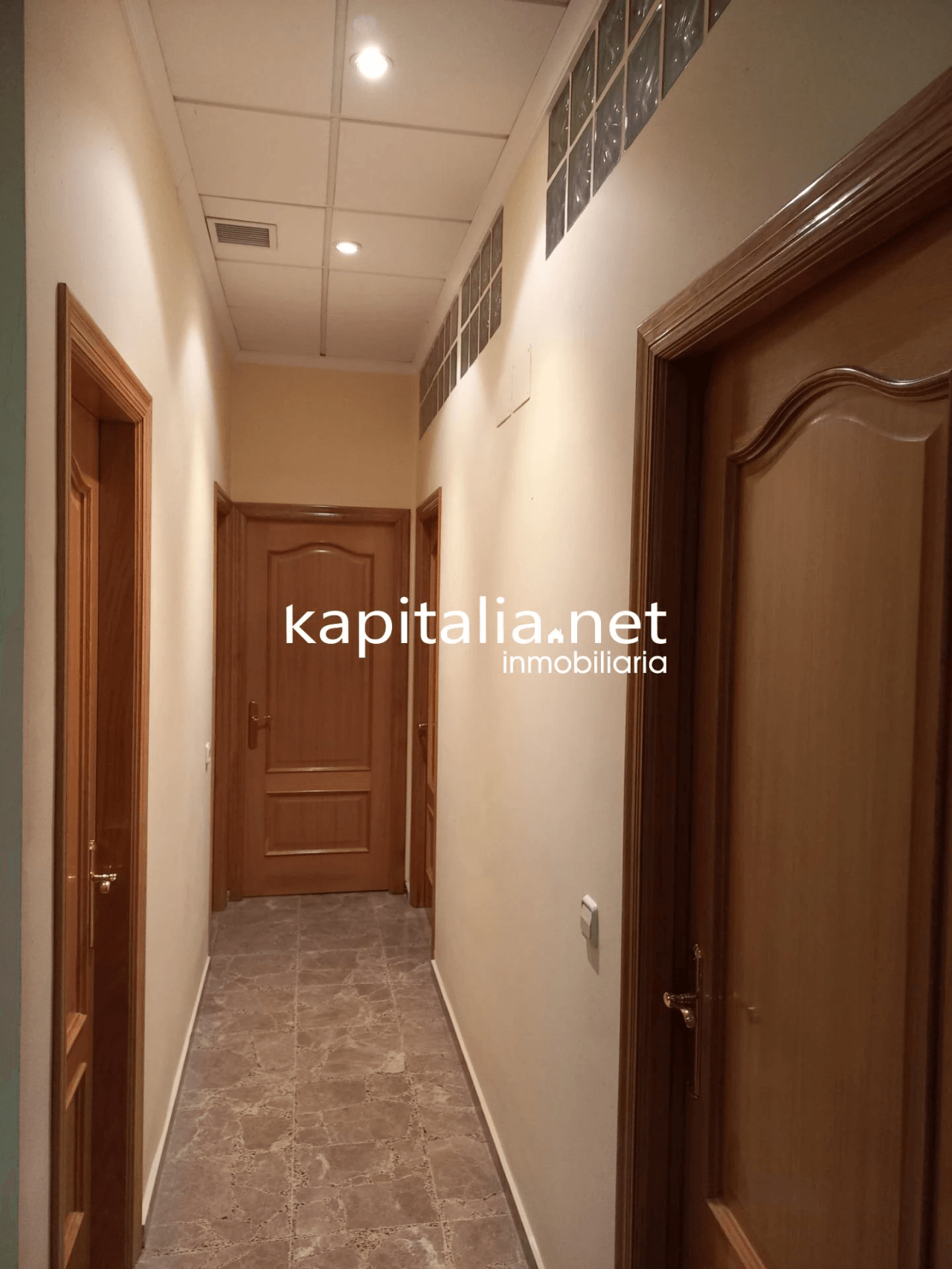 Local en venta en L´Ollería (Valencia)