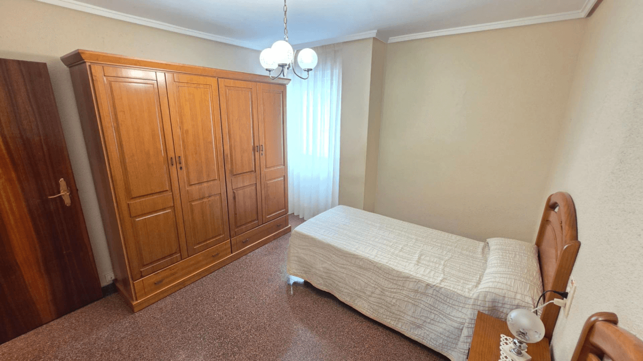 VIVIENDA A LA VENTA CON GARAJE INCLUIDO, SOLO EN KAPITALIA!!!!!