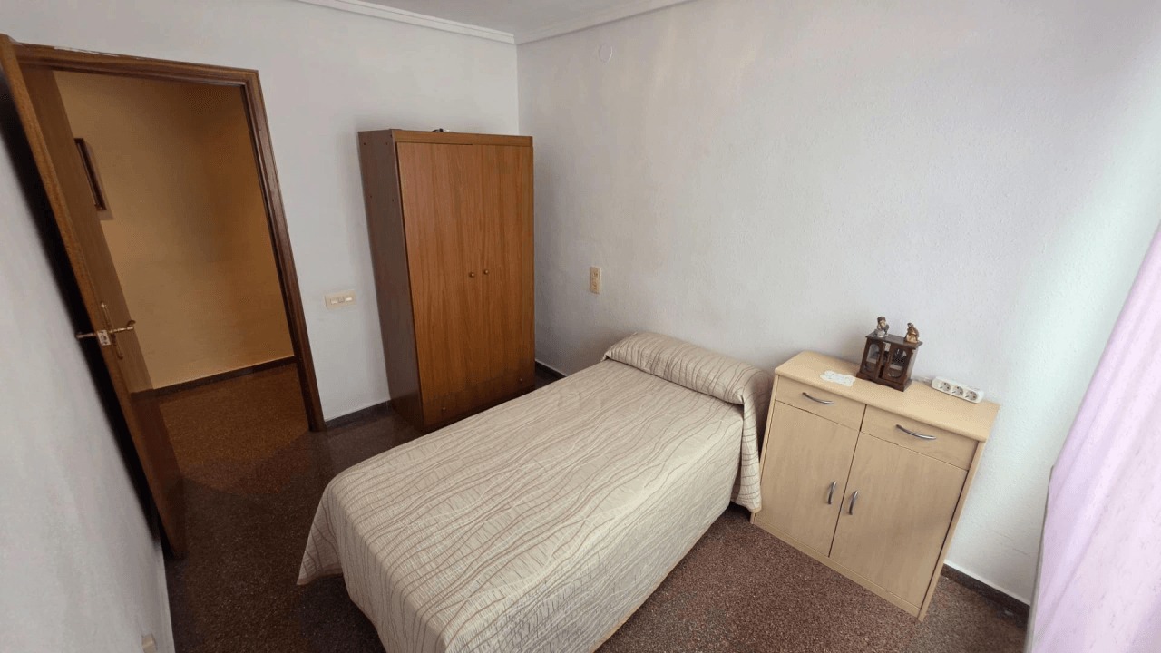 VIVIENDA A LA VENTA CON GARAJE INCLUIDO, SOLO EN KAPITALIA!!!!!