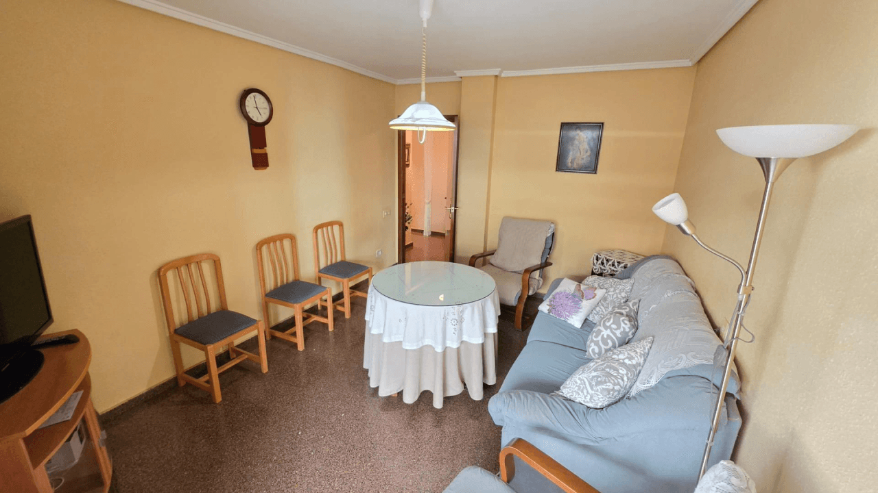 VIVIENDA A LA VENTA CON GARAJE INCLUIDO, SOLO EN KAPITALIA!!!!!