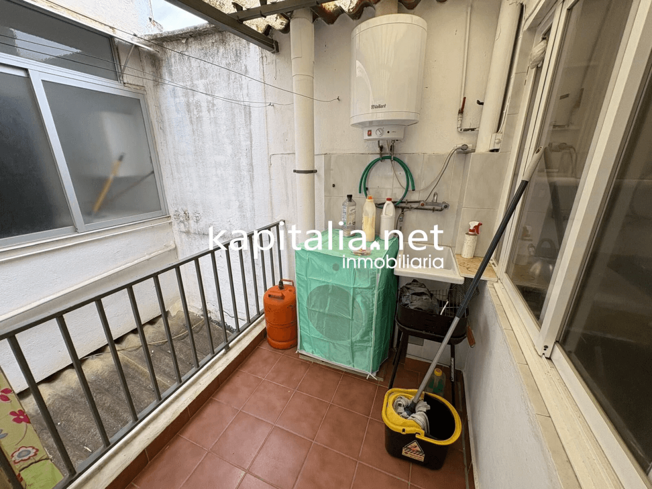 ESTUPENDO PISO COMPLETAMENTE EQUIPADO A LA VENTA EN LA LLOSA DE RANES