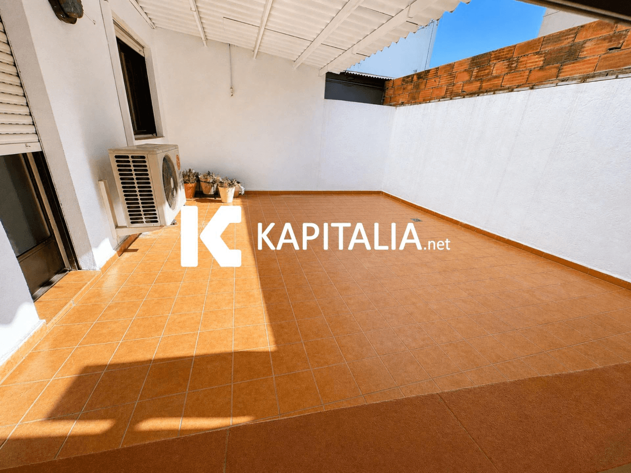 ESTUPENDO PISO DE 150MTRS CON PATIO A LA VENTA EN EL CENTRO DE XATIVA