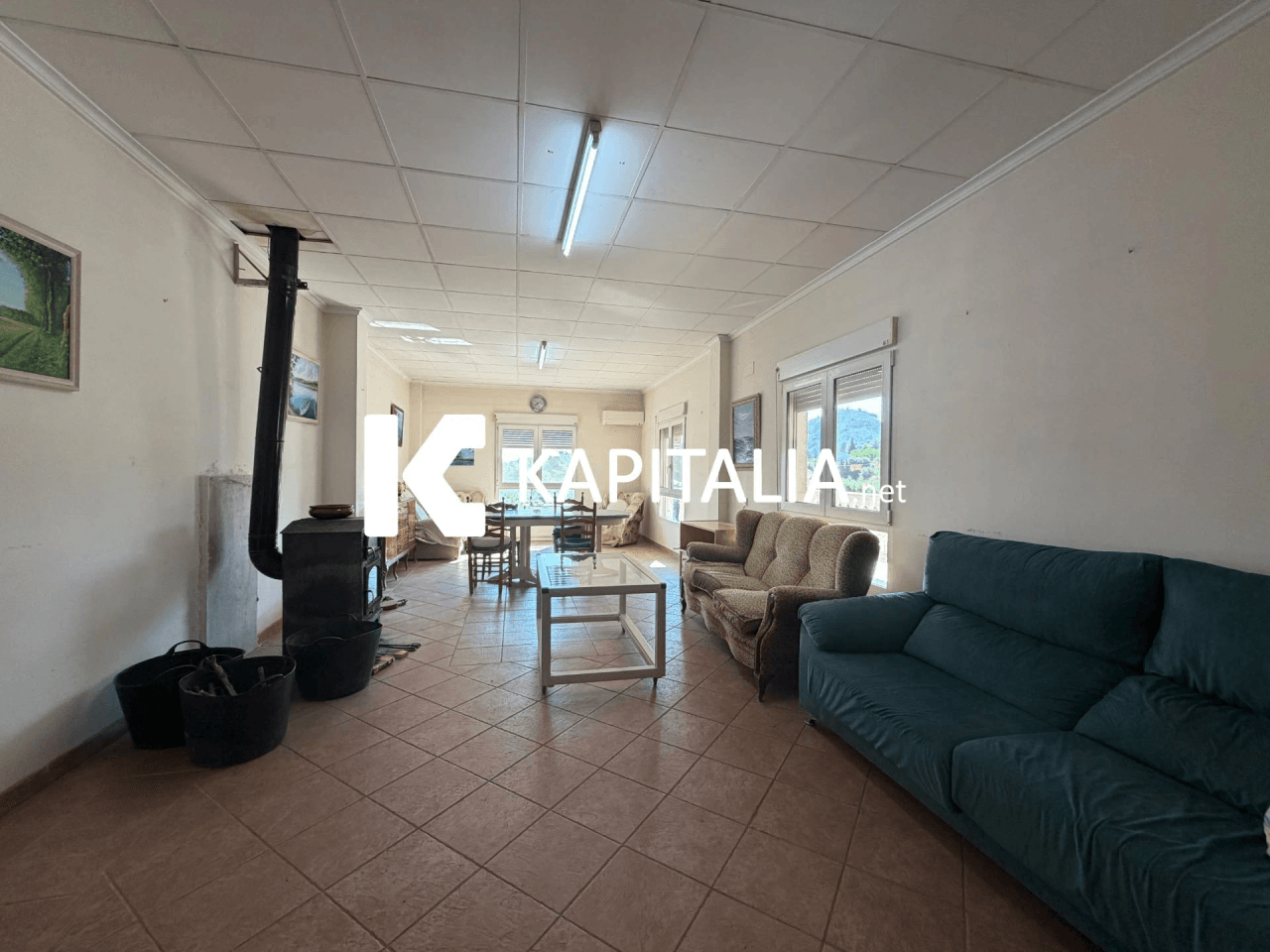 CHALET CERCA DE LA CIUDAD Y CON MAGNÍFICAS VISTAS A LA MONTAÑA.