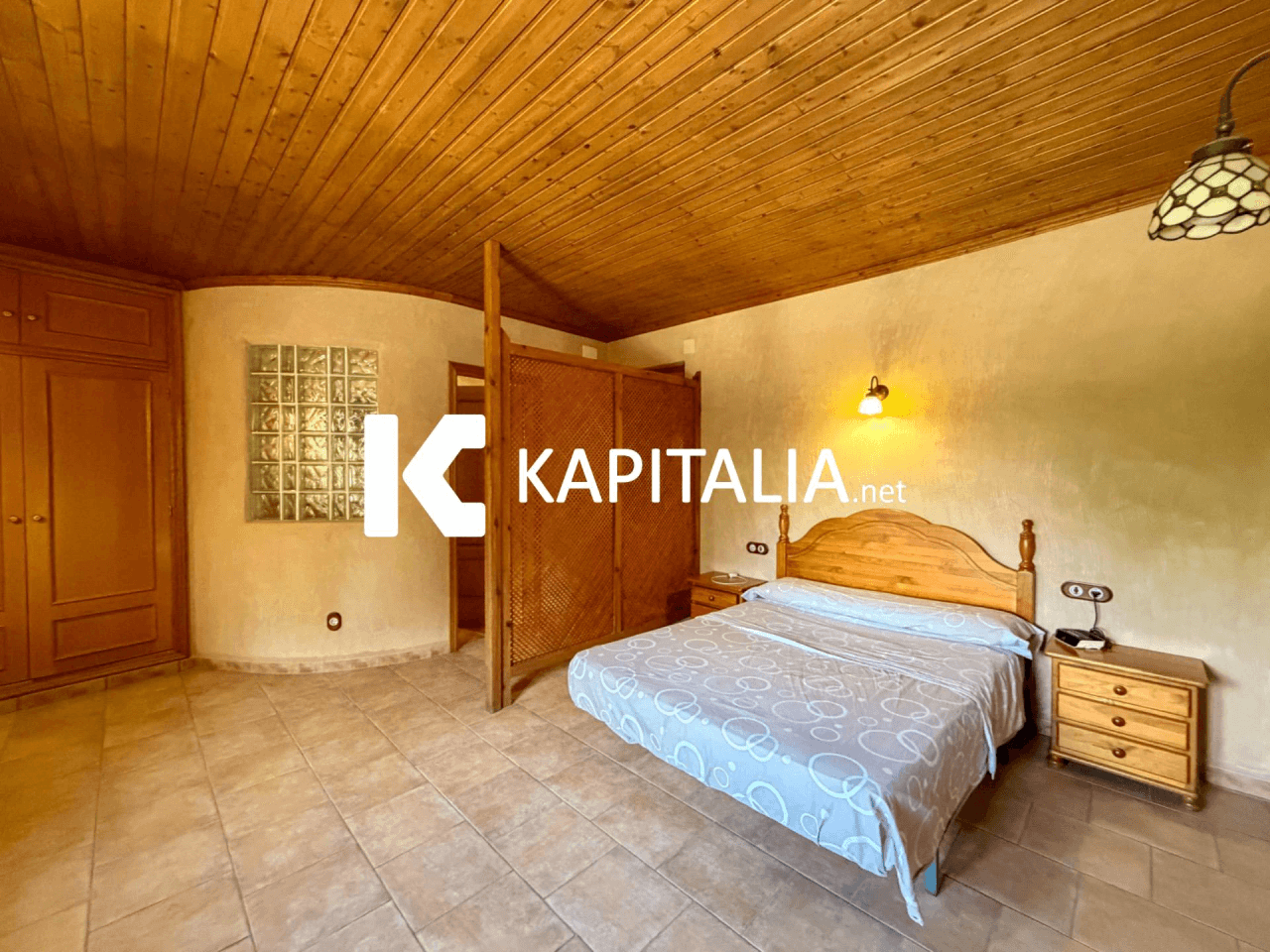 Casa de piedra Premium en Alcalá de la Jovada: Un oasis con piscina privada y vistas al valle