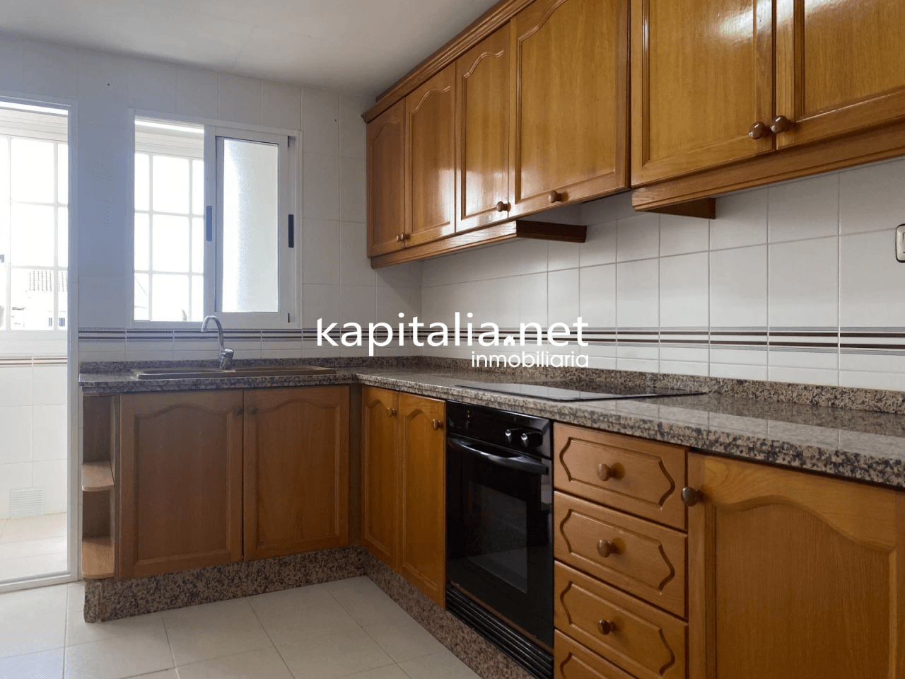 Amplio y luminoso piso en VENTA en La Bola, Xàtiva, con garaje y trastero