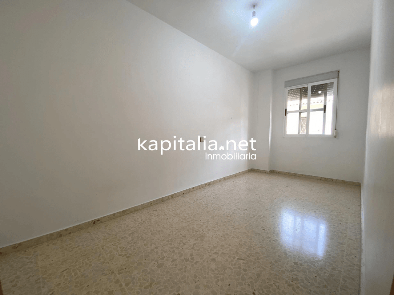Amplio y luminoso piso en VENTA en La Bola, Xàtiva, con garaje y trastero