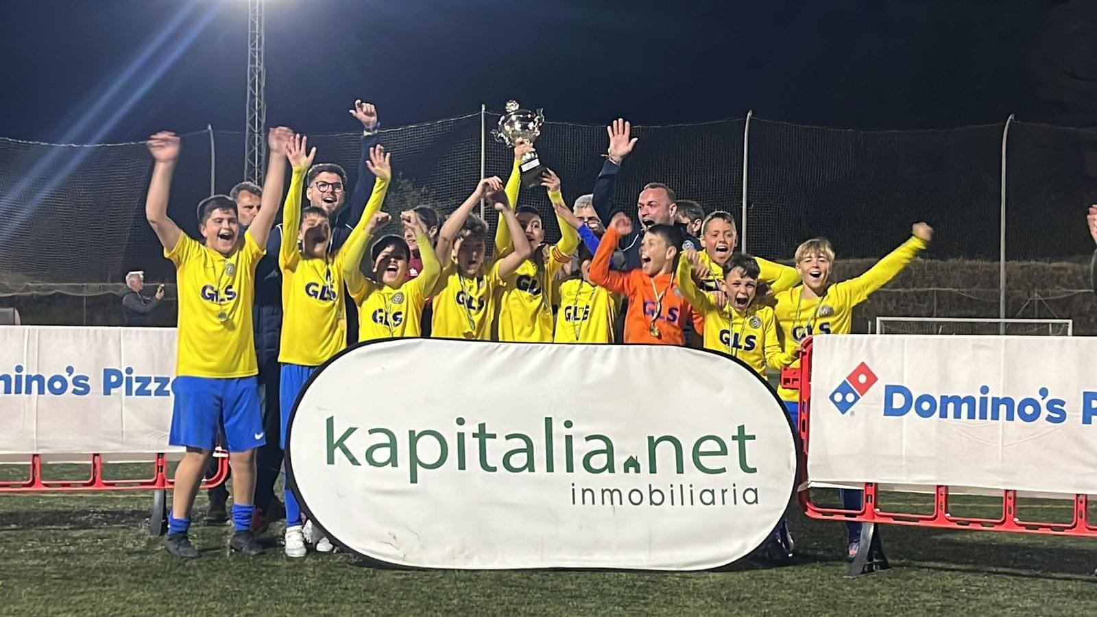 ¡El Racing de Algemesí conquista el XXIII Trofeo Nacional Ciudad de Ontinyent!