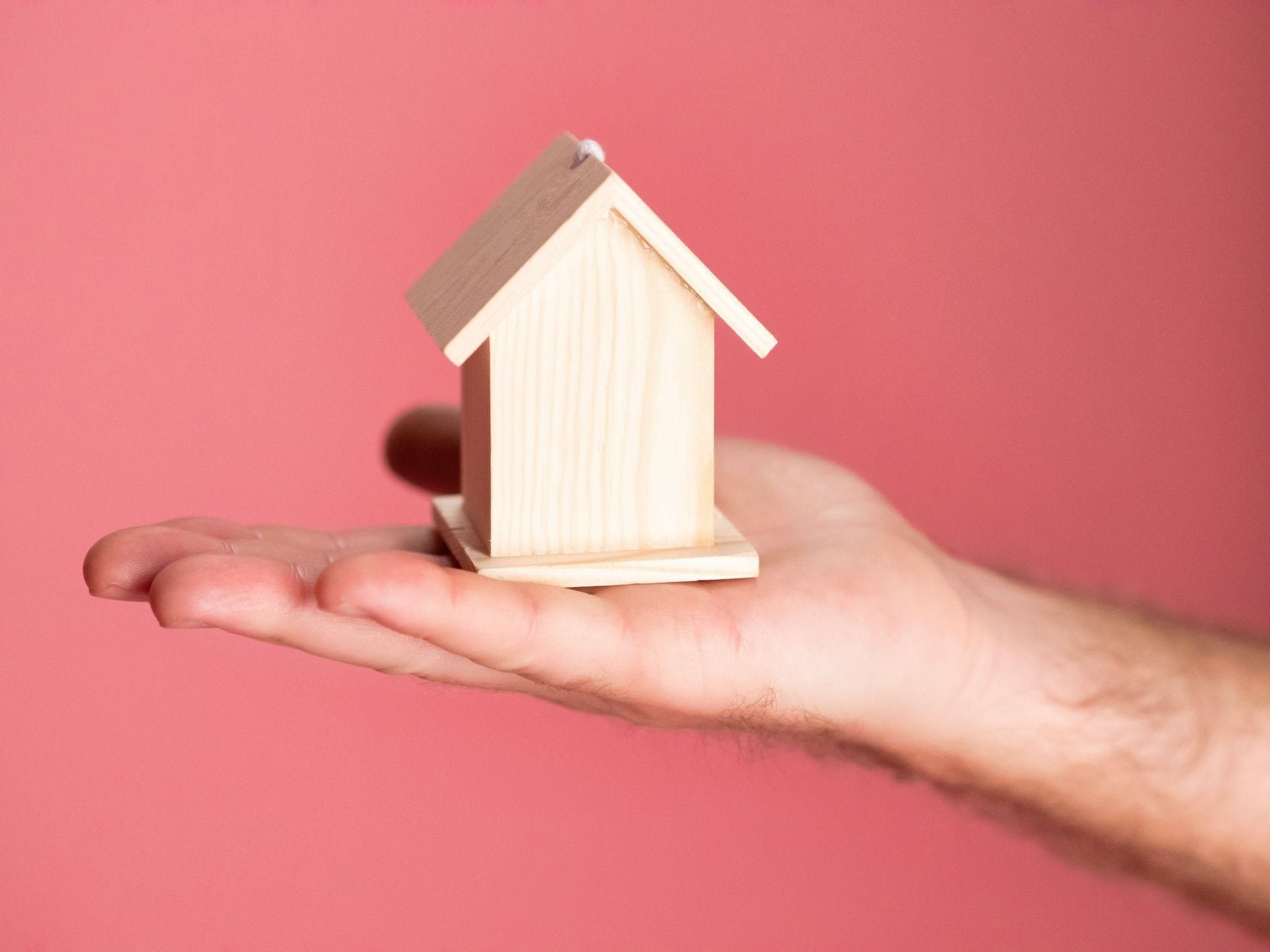 ¡COMPRA TU VIVIENDA! El gobierno desbloquea 2.500 millones de euros, para comprar tu casa.