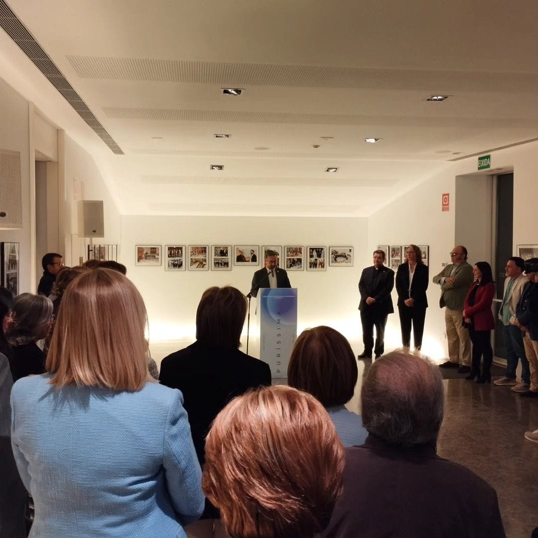 Se inaugura la Exposición: '100 Años de Junta', Celebrando un Siglo de Tradición y Devoción en Ontinyent