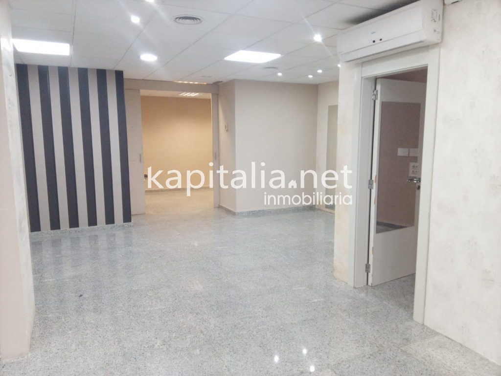 LOCAL COMERCIAL EN BENIGANIM EN ALQUILER