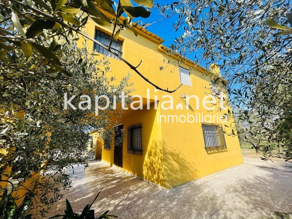 Casa de campo a la venta en Ontinyent (Valencia)