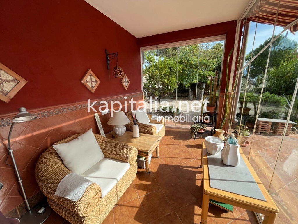 Chalet a la venta en término de Agullent.