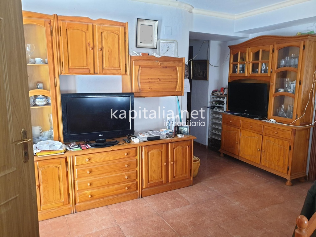 APARTAMENTO EN PLANTA BAJA EN PLAYA DE GANDIA
