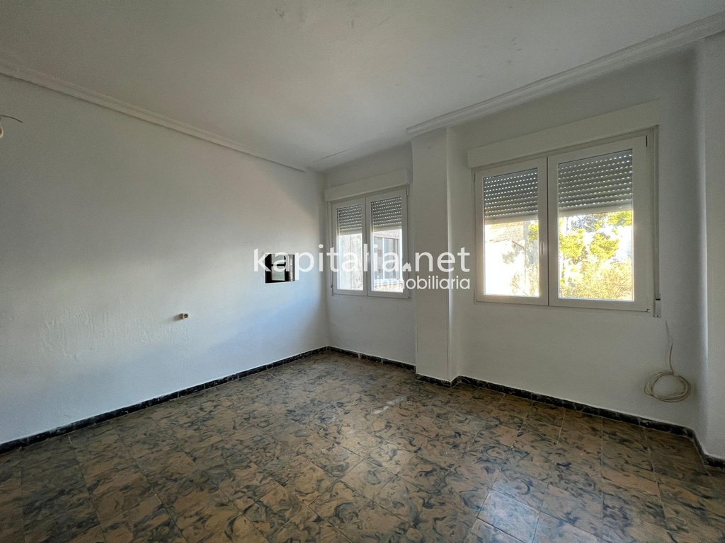Piso a la venta en Ontinyent, zona el llombo.