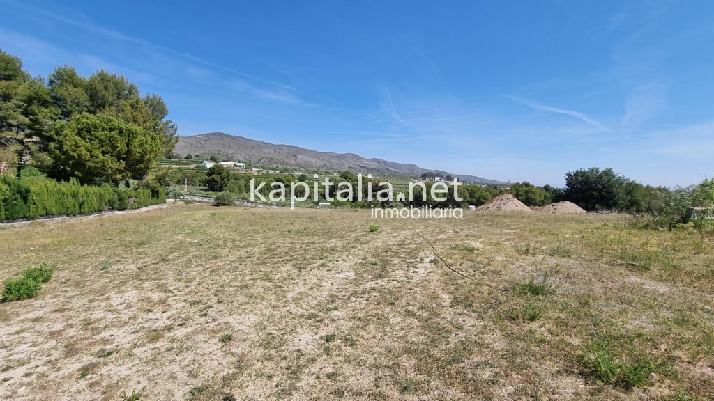 Terreno Urbano a la venta en Ontinyent