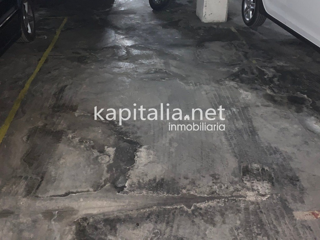 Parking space for sale in the Almaig