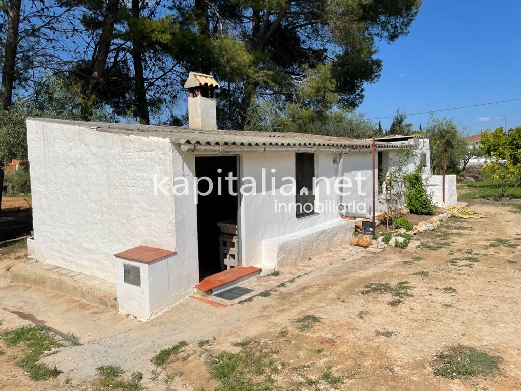 Casa de campo a la venta en Ontinyent. (zona la llometa)