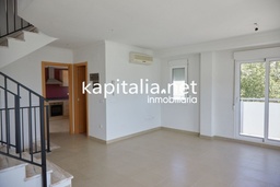 ADOSADO A LA VENTA EN FONTANARS DELS ALFORINS