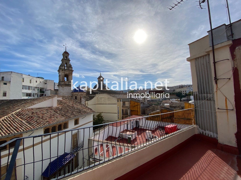 Flat for rent in Ontinyent, Concep-Major area.