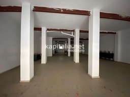 Local comercial a la venta en Ontinyent, zona San José