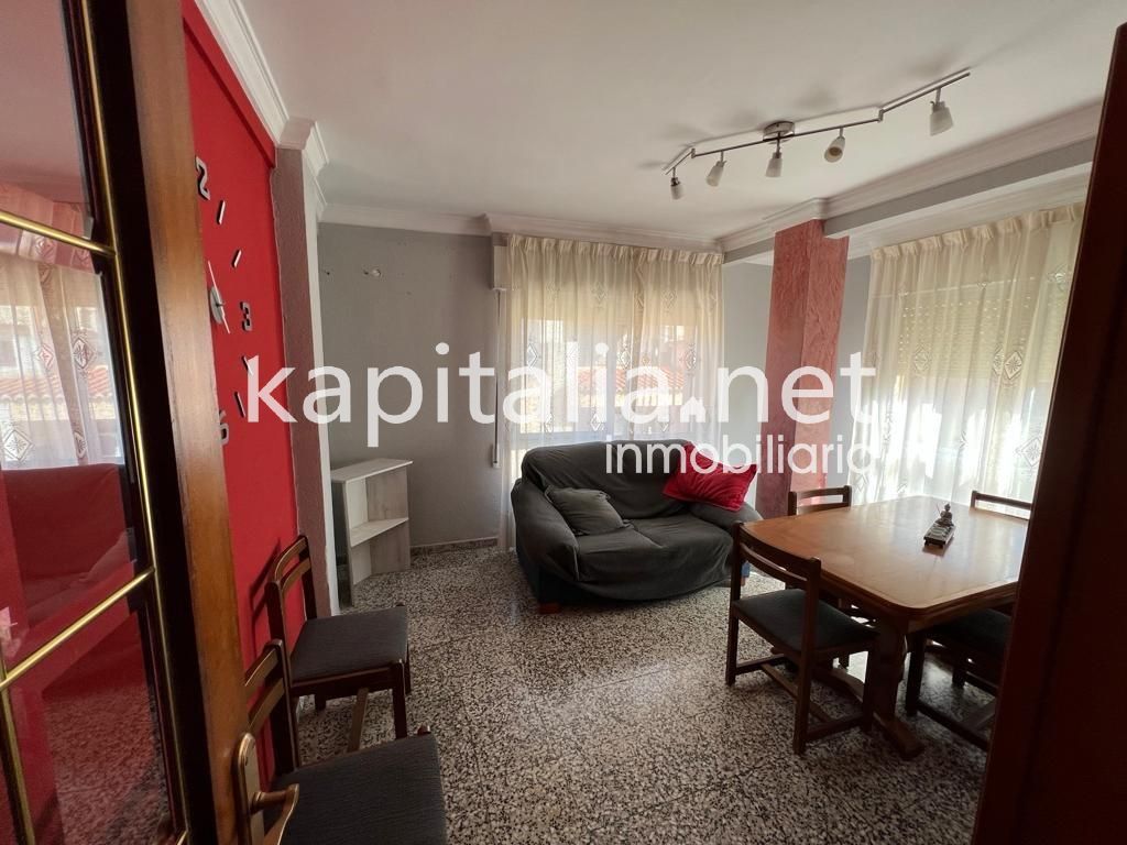 PISO CËNTRICO A LA VENTA EN LA LLOSA DE RANES