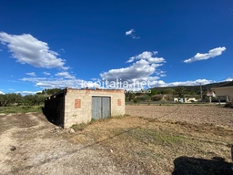 Agricultural land for sale in Ontinyent, very close to the town.