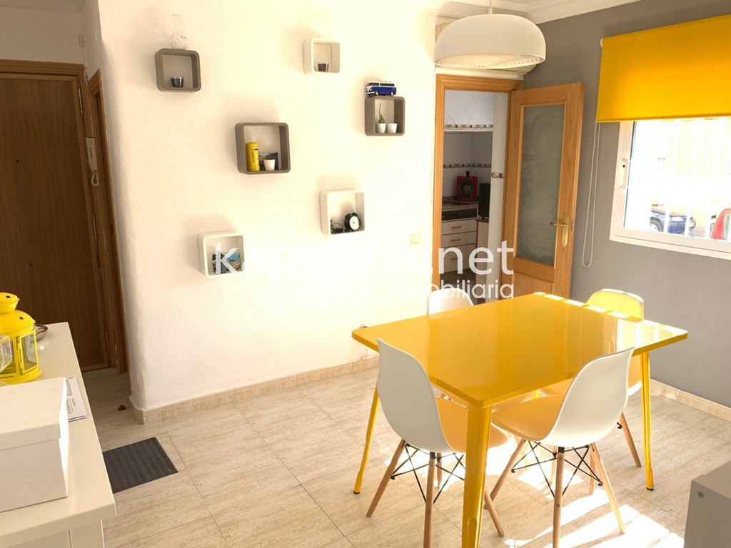 Refurbished flat for rent in the Sant Rafel area on the ground floor.