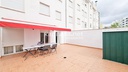 Piso seminuevo con terraza a la venta en Ontinyent