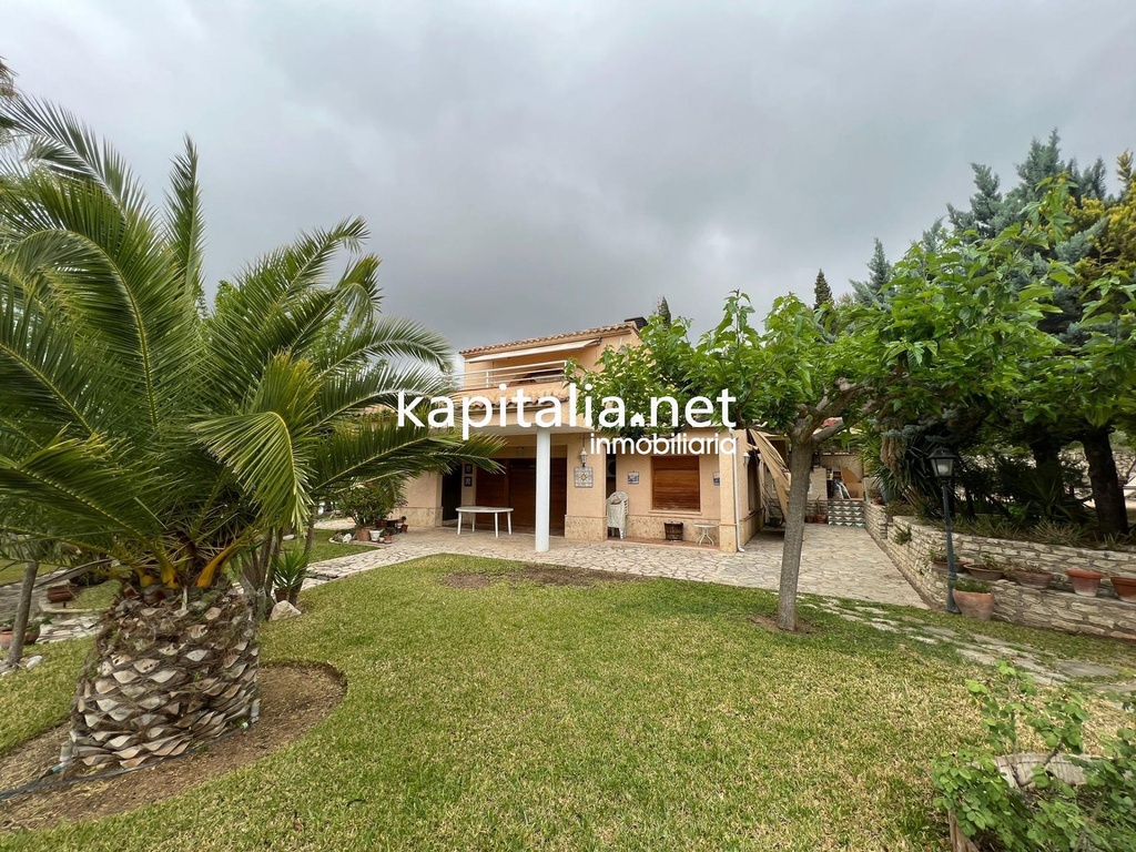 Espectacular chalet en Ontinyent zona Sta Ana