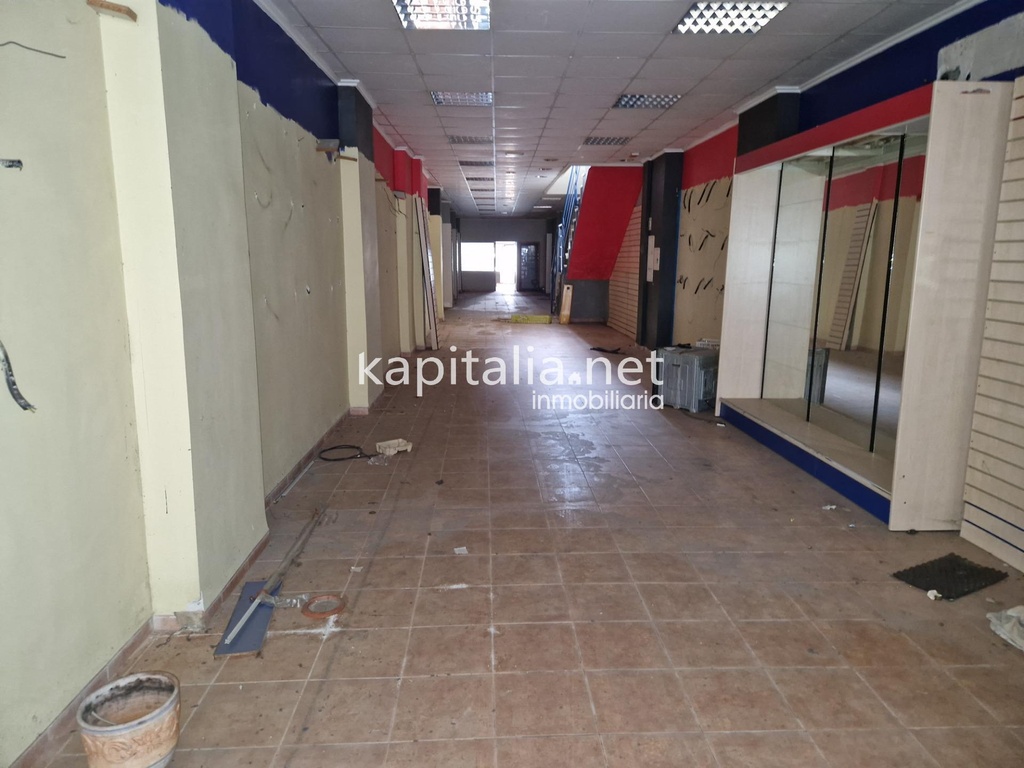 VENTA DE CASA EN ONTINYENT CON GRANDES POSIBILIDADES
