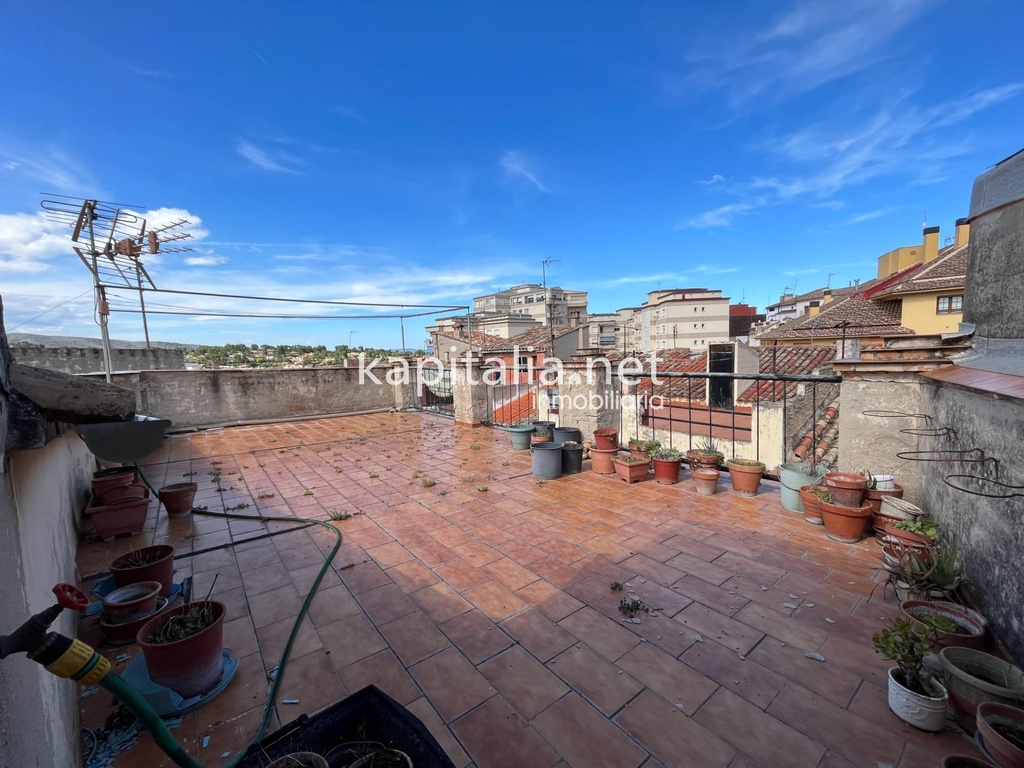 Casa a la venta en Ontinyent, zona de Santo Domingo.