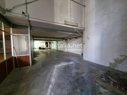 Industrial building for sale in Ontinyent.