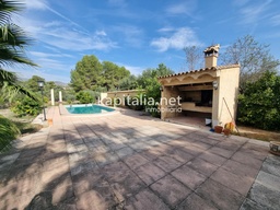 Chalet a la venta en Ontinyent
