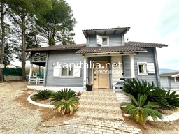 Beautiful villa for sale in L'Olleria (Valencia)