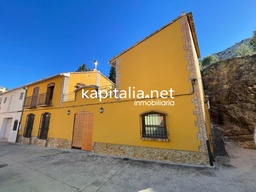 Spectacular house for sale in Xativa.